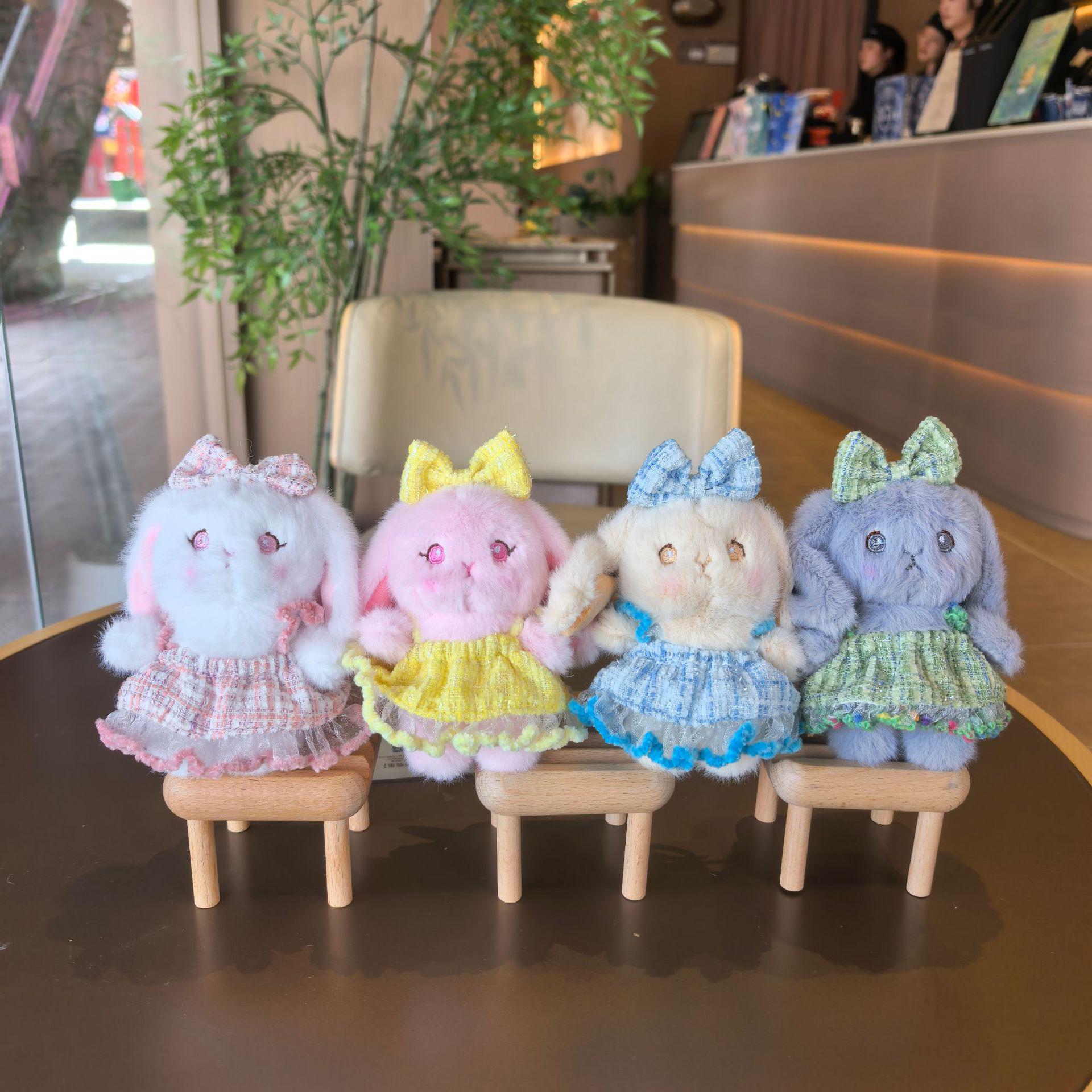 Плюшевая брелок-кукла Зайчик с висячими ушками и бантиком 12cm