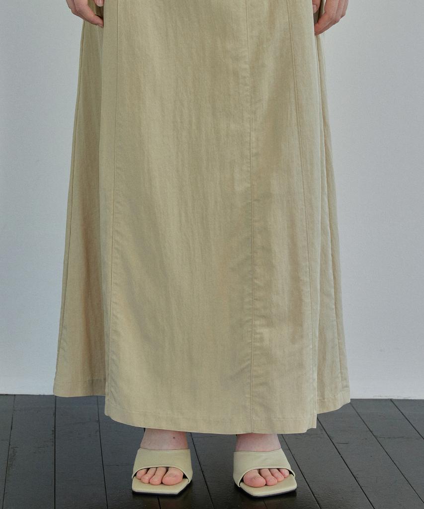 Ihr Cutting Line Flare Skirt / Beige