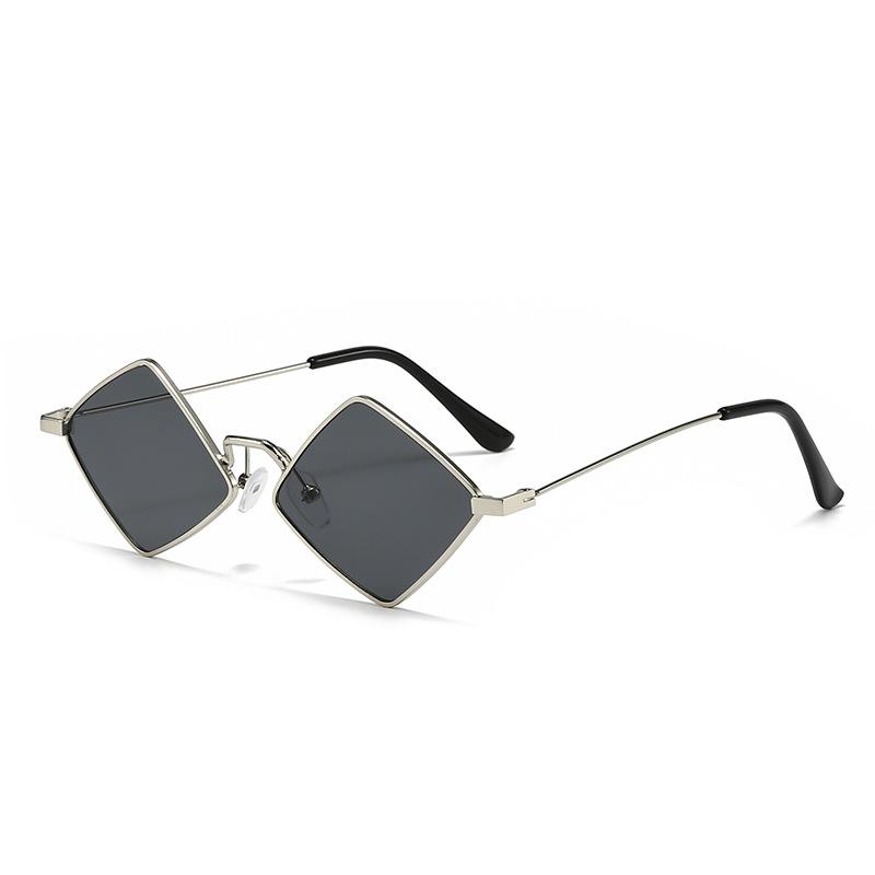 New Style Women's Metal Material Diamond Shaped Sun Glasses Women Fashion Style Street Photography Sunscreen Eyeglasses UV400 Protection Eyewear
