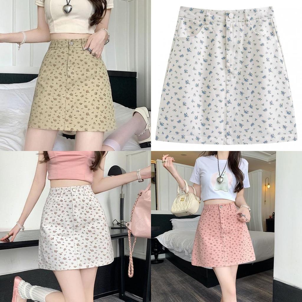 Korean Style Flowy Floral Denim Short Skirt With Zipper For Spring Summer Casual Wear