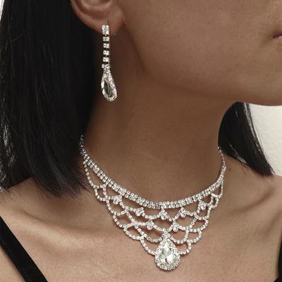 Set Collana Orecchini Moda Strass Orecchini a Lobo Lucenti Set da Due Pezzi