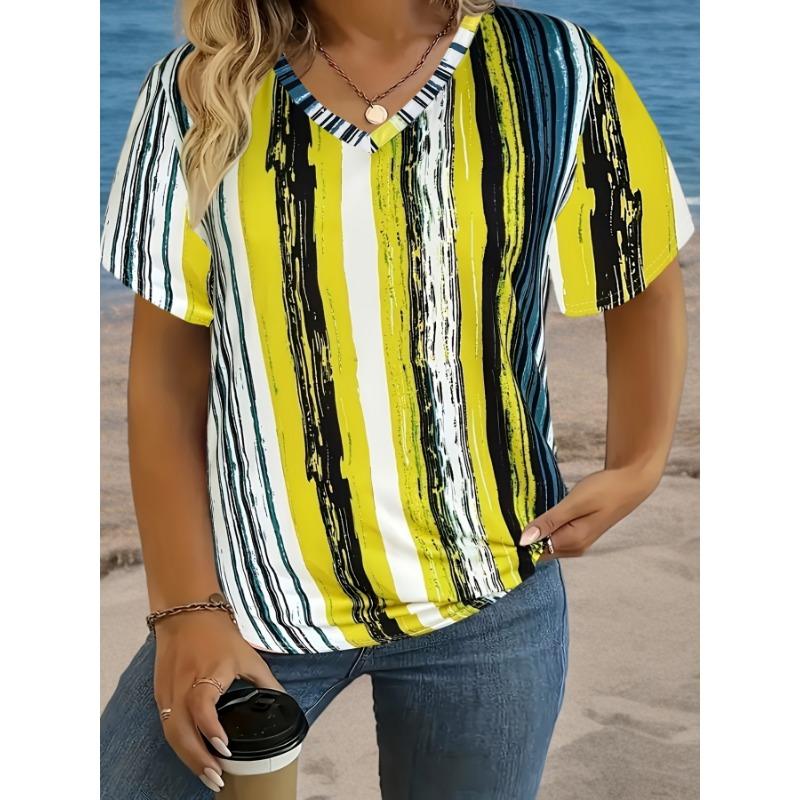 This summer casual and elegant short-sleeved striped patterned top is suitable for ladies to wear.