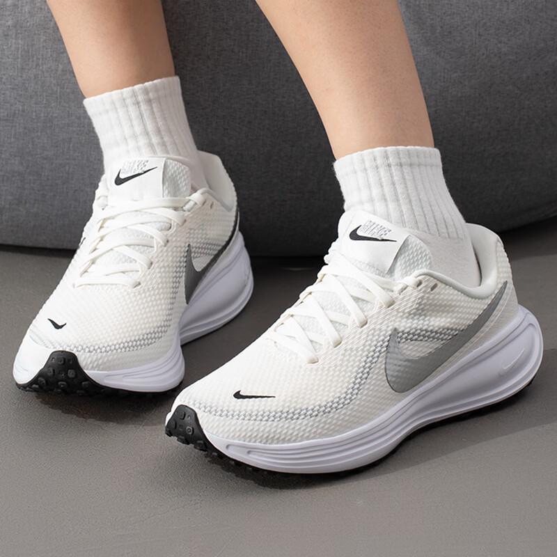 Nike 7/24 Women's Road Running Shoes
