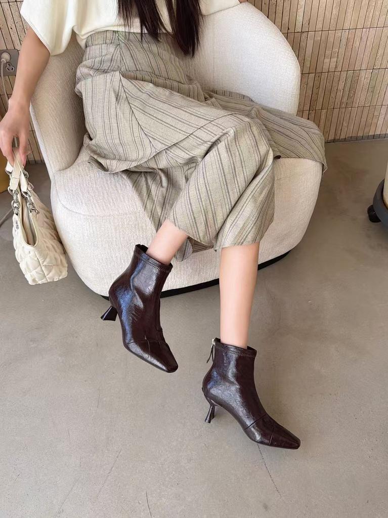 New autumn and winter patent leather square head single boots square root short boots