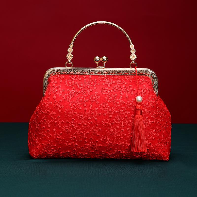 

Свадебный комплект для невесты: Красная вышитая сумочка, подарочный денежный мешок и косметичка