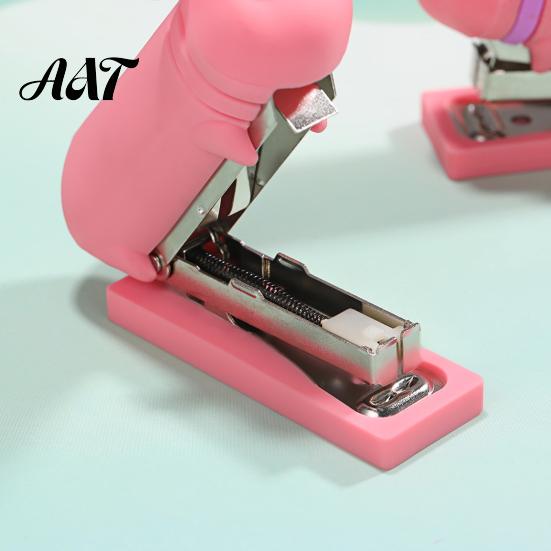 Functional Stapler for Receipts And Crafts Mini Cartoon Stapler, Cute Pig Shape, Portable Lightweight PVC Back to School Shell Binding Tool, Handheld