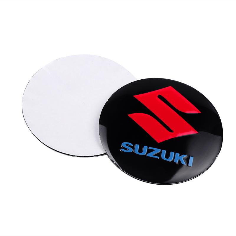 4 Stück Auto Emblem Radnabendeckel Aufkleber für Suzuki SX4 Alto Jimny Samurai Baleno GSX SV Katana IGNIS Reno Grand Vitara ALTO