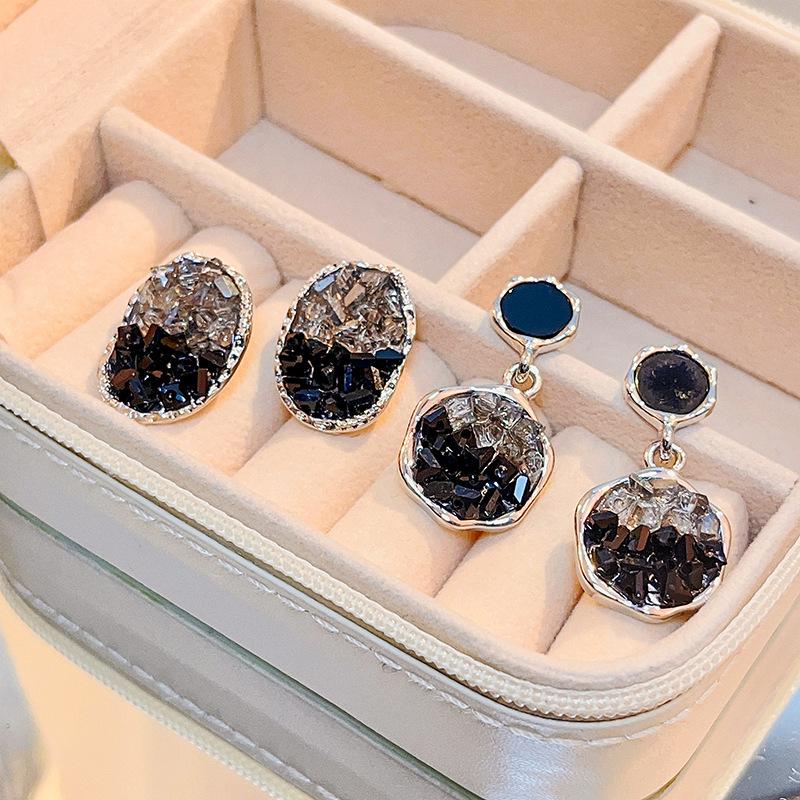 Black Sea Salt Geometric Three-Dimensional Super Flash Pendant Earrings Exquisite Design Cool Sa Elegant Earrings