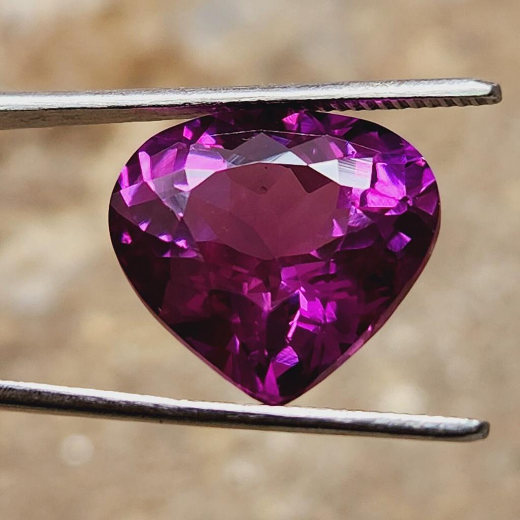 20.26 CT Natural Padparadscha Sapphire Gemstone Heart Shape Certified