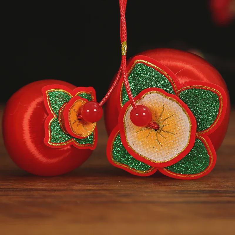 Pandantive de cuplu pentru nuntă și festival: Ornamente de casă nouă și Lanterne de Anul Nou