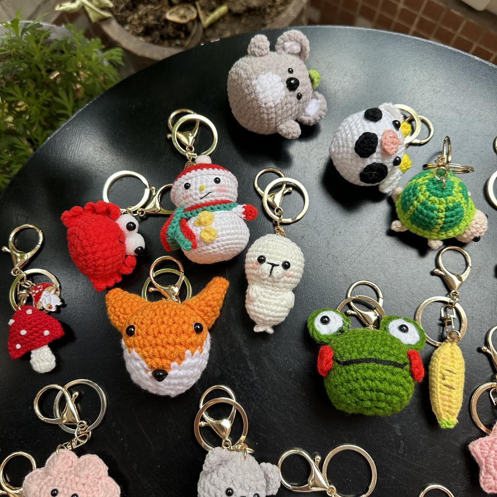 Handmade wool crocheted cartoon sunny day doll dog pig sheep chicken fox rabbit animal diy doll head key chain bag decoration