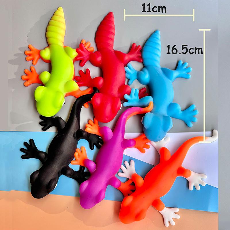 New Simulated Lizard Animal Pinch Music Decompression Toy Tpr Soft Glue Halloween Trick Toy
