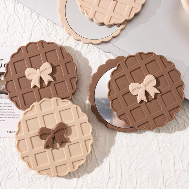 1PCS Waffle Shape Slide Double-Sided Makeup Mirror Portable Compact Pocket Hand Personalized Beauty Cosmetic Party Favor Mirror