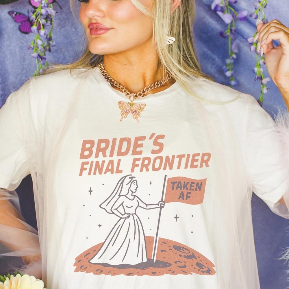 

Bride s Final Frontier,Fun Wedding,Bachel wbr/ orette Party, Bride-to Natural T-Shirt Unisex T-Shirt XXL