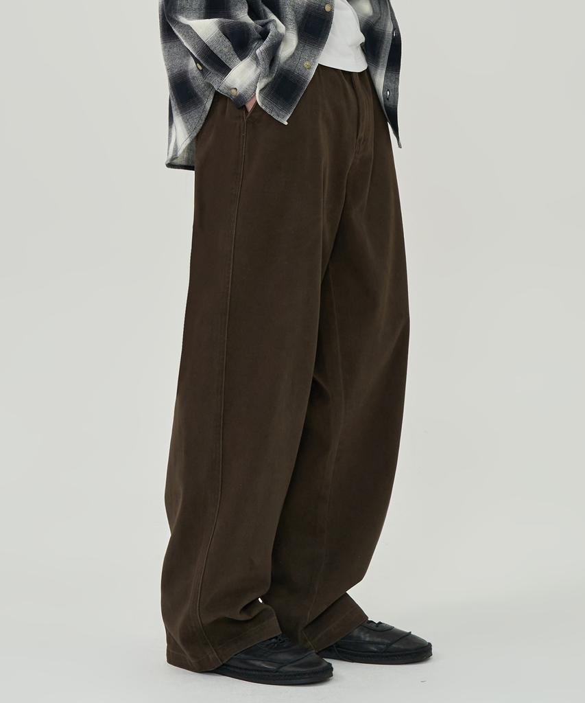 TOFFEE Curved Chino Pants (Brown)