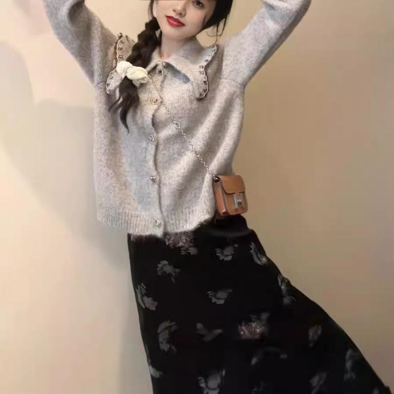 Gentle wind large lapel sweater jacket women's autumn and winter new design sense loose and thin knitted cardigan top