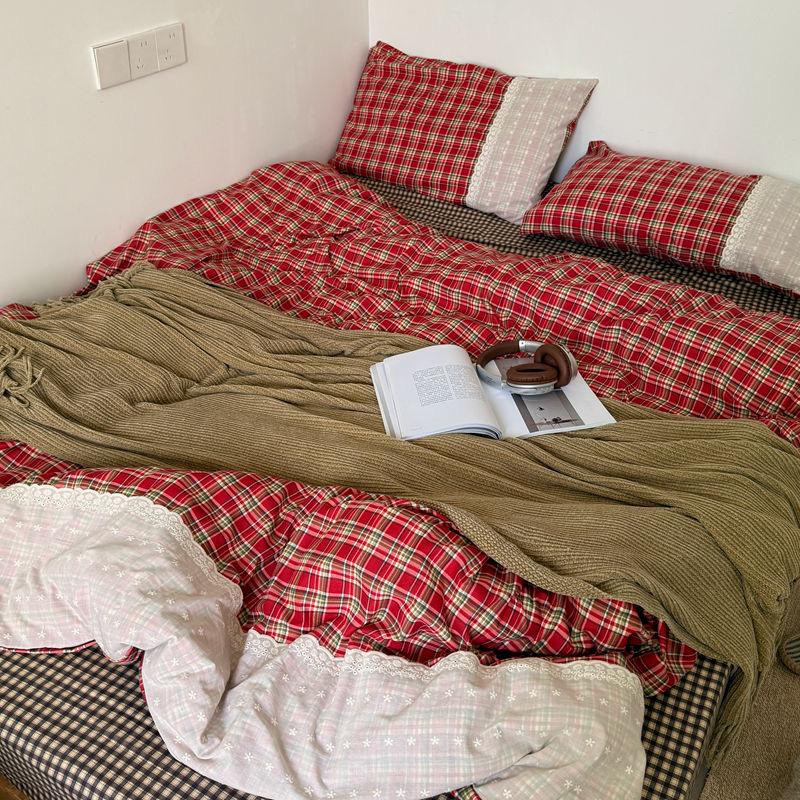 INS Girls Retro Red Grid Bedding Sets  New Lace Bed Sheet Set Women Plaid Queen Size Duvet Cover Sets With Pillowcases