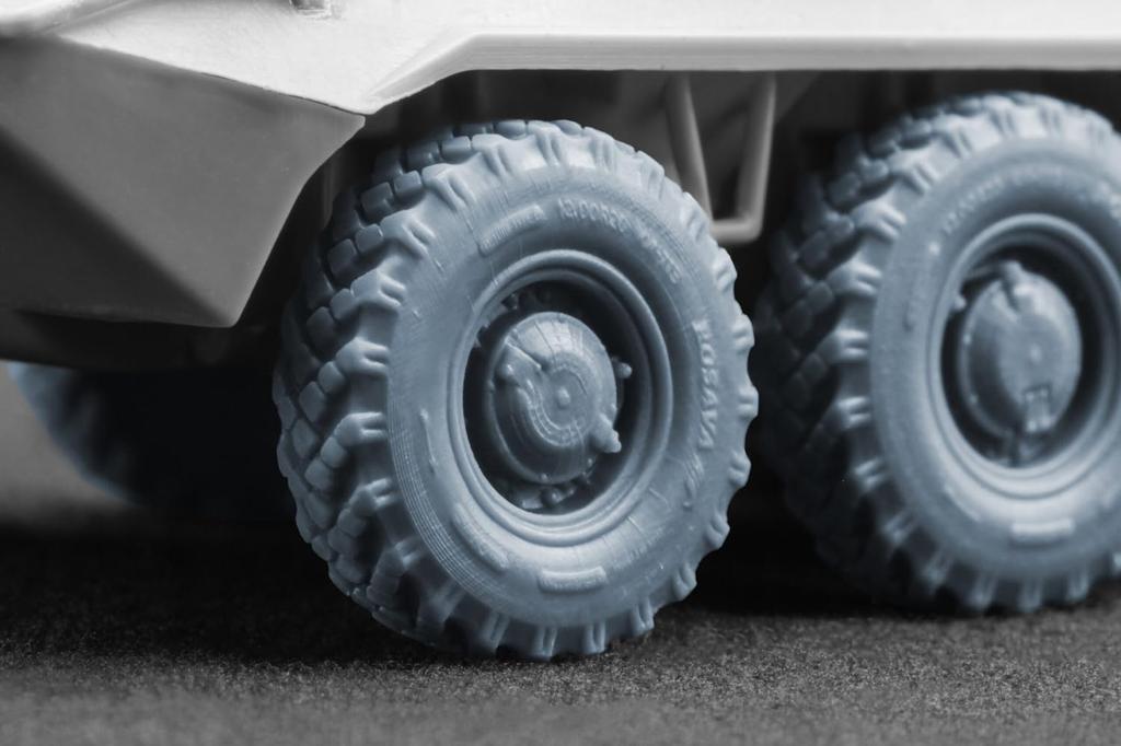 Armored Personnel Carrier Wheel Set Trumpeter Plastic Model Parts SCXWM72013 Scale-X 1/72 BTR-80 KI-113 (9 Pieces) (For Ace) (Military Vehicle)