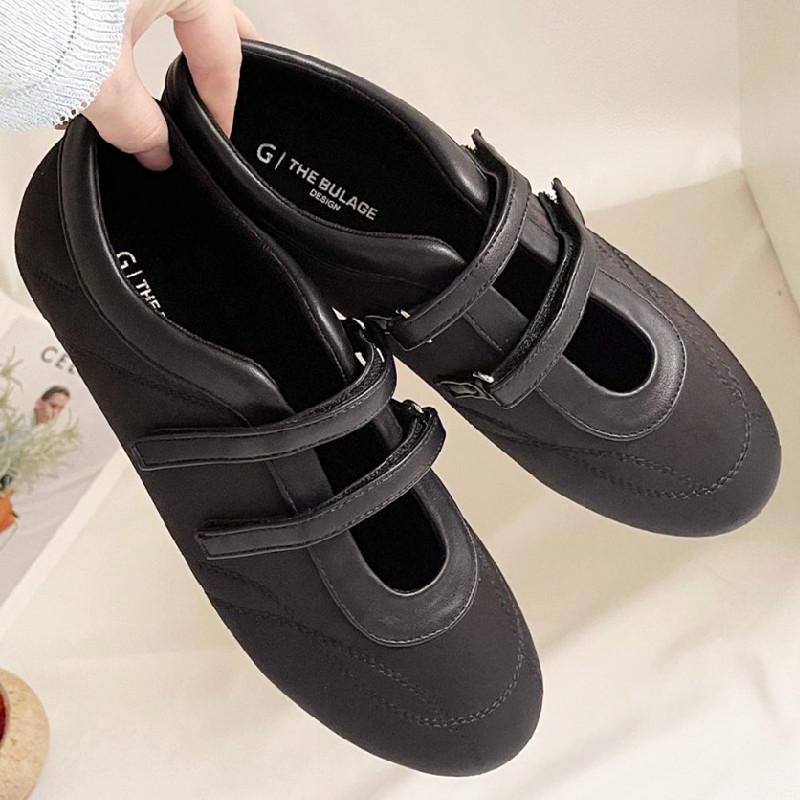 Fashion Satin Narrow Band Flat Sandal Women Round Toe Buckle Non Slip Ballet Flats Women Summer Fashion Simple Comfortable Designer Shoe