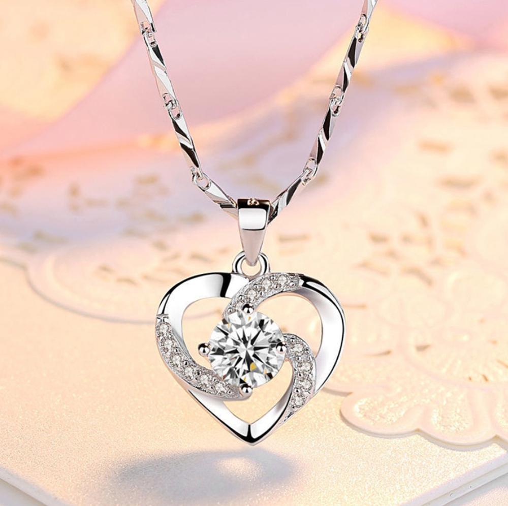Luxury Crystal Love Heart Pendant Women's Silver Plated Necklace Chain Jewelry Luxury Crystal Love Heart Pendant Women's Silver Plated Necklace Chain Jewelry