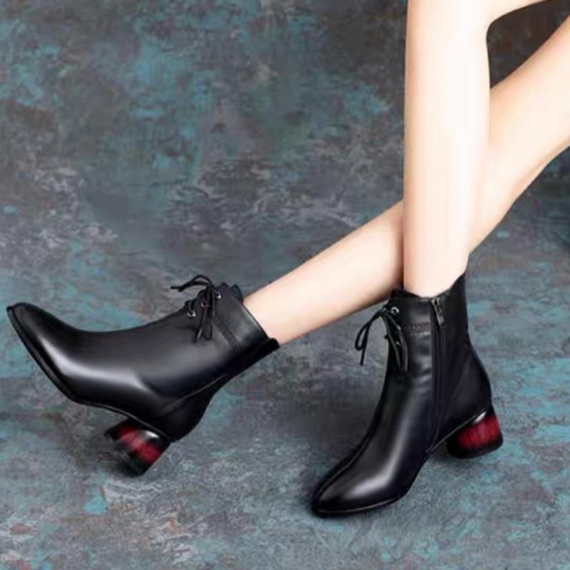 Mode Vinter Nya Grova Enkelstövlar Dammode Spetsig Front Snörning Sidodragkedja Halkfria Slitstarka Korta Stövlar