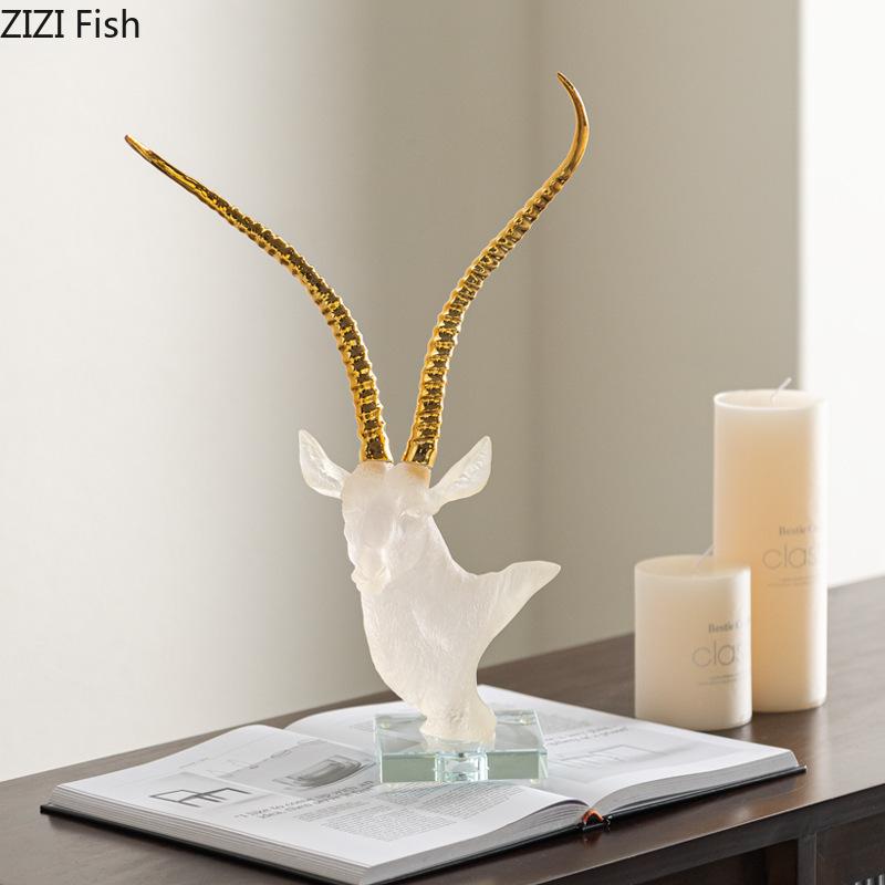 Creative Antelope Statue Handicrafts Ornaments Desk Decoration Transparent Antelope Sculpture Glass Base Room Aesthetic Decor