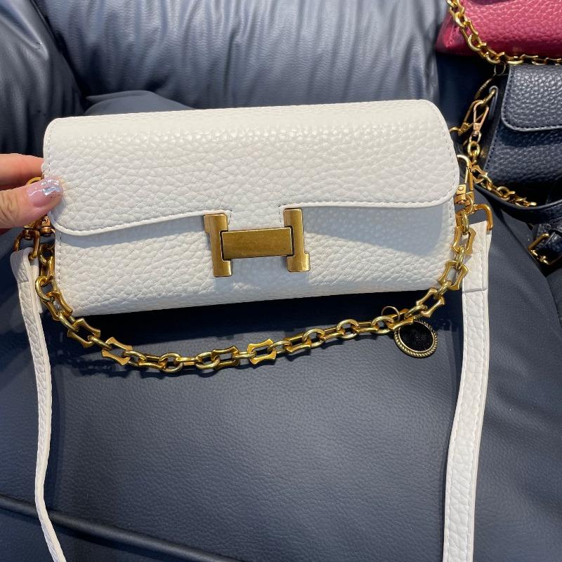

Lychee pattern buckle fashionable retro single shoulder armpit bag is now popular baguette chain niche new models