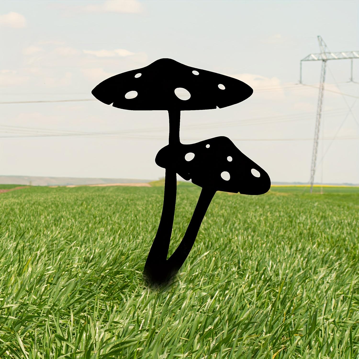 

1pc Metal Mushroom Garden Stake Metal Mushroom Silhouette Statue Decoration Outdoor Decoration Lawn Decoration