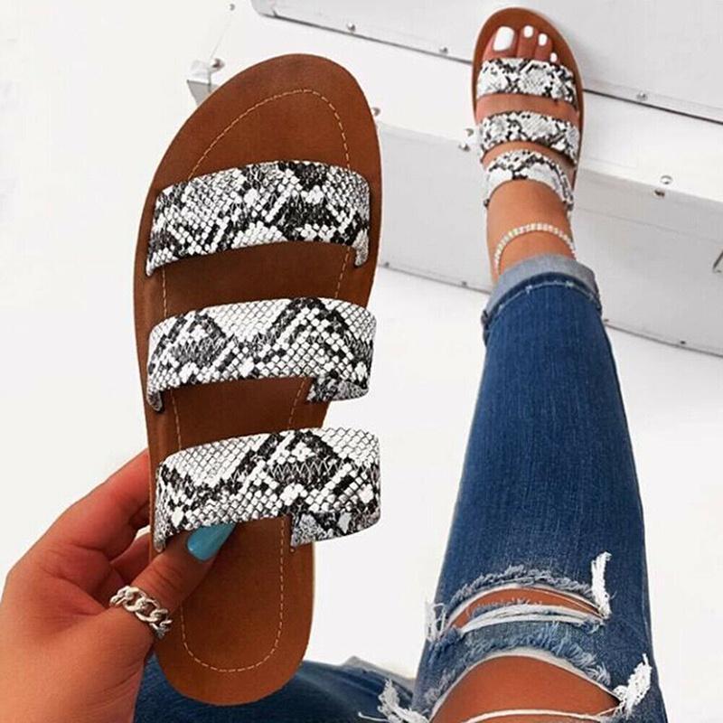 Stylish Women's Snakeskin Slippers Casual Flats Sandals Perfect For Summer Days