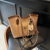 Simple and Fashionable Bucket Bag, New High-end Retro Tote Bag, Large-capacity Commuter Underarm Shoulder Bag.