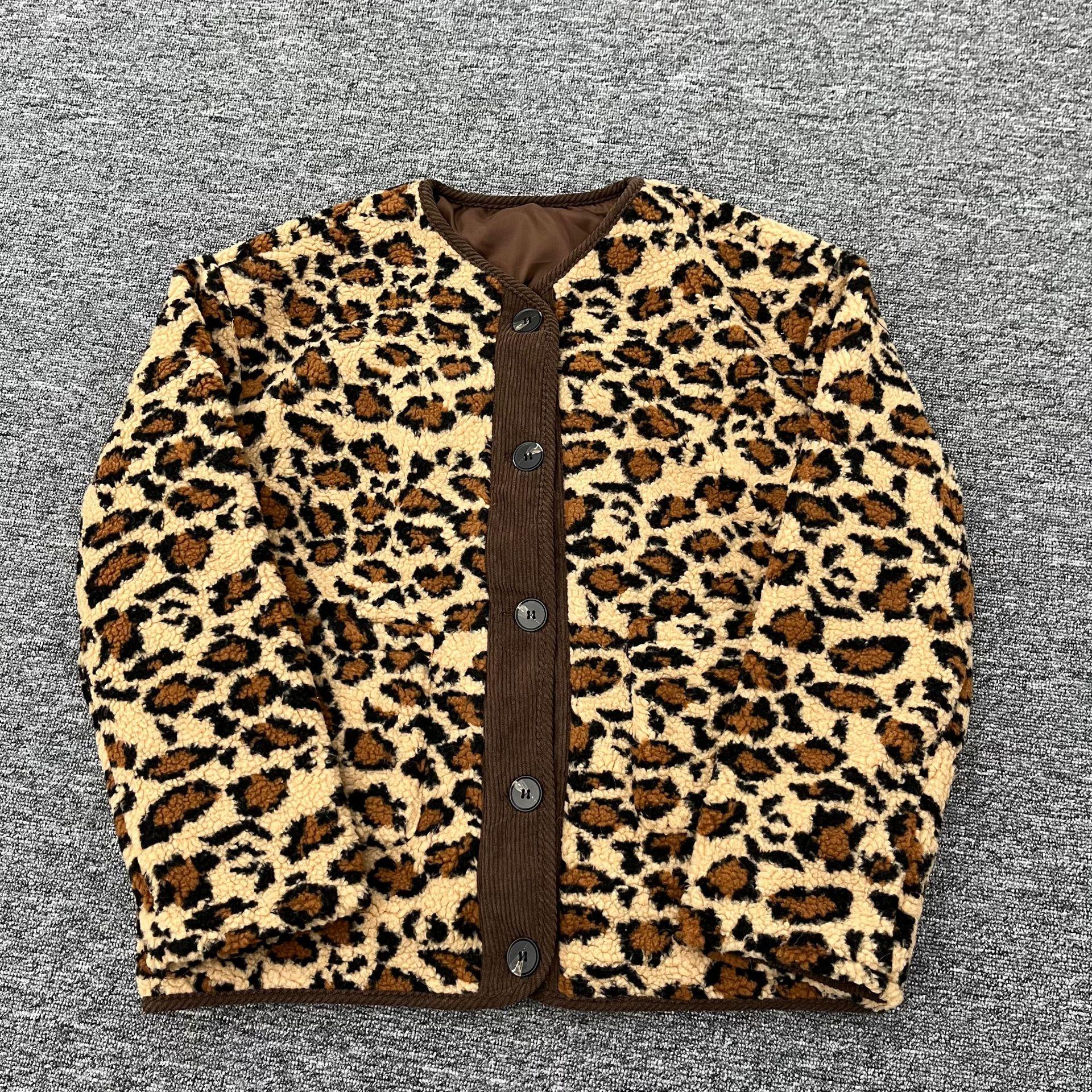 

Women s 2024 Autumn/Winter Leopard Print Casual Loose Long-Sleeve Coat Medium