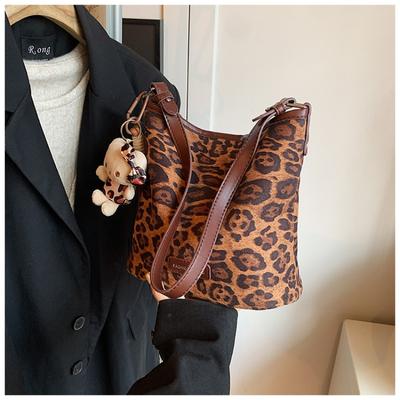 Korean Version Leopard Print Bag Winter New Fashion Versatile Suede Shoulder Bag Large Capacity Travel Bag