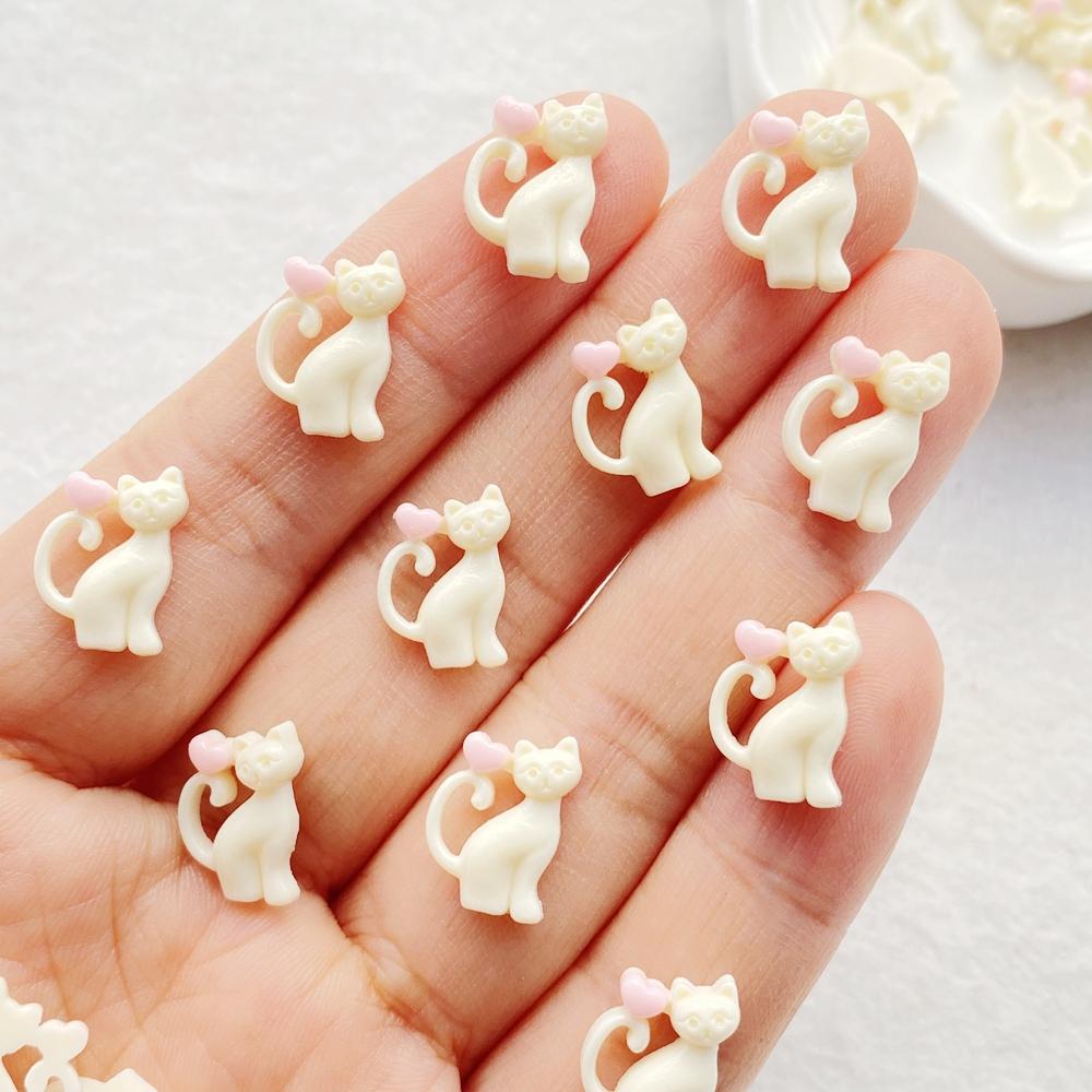 50pcs Colorful Resin Mini Cute Cartoon Heart Shaped Cat Head Nail Art Flat Back Figurines Scrapbook DIY Jewelry Decor Crafts