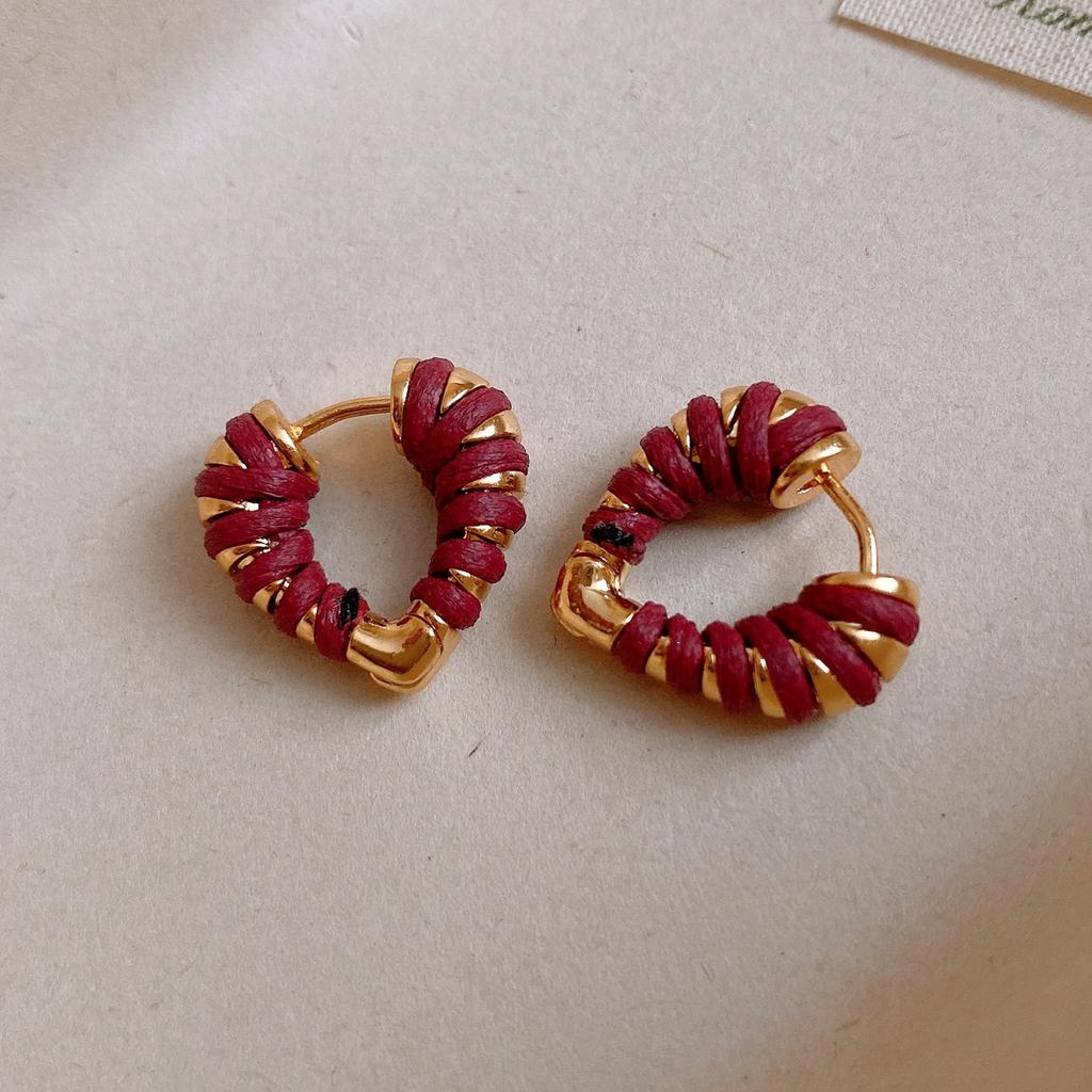 Ankola Red Spray Paint Love Ear Buckle Earrings Hong Kong Style Sweet Versatile Commuter Earrings Light Luxury High-end Earrings Women