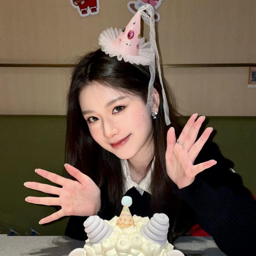 

Cute Bow Birthday Hat Pompom Pink Head Wear Hair Accessory Photography Props