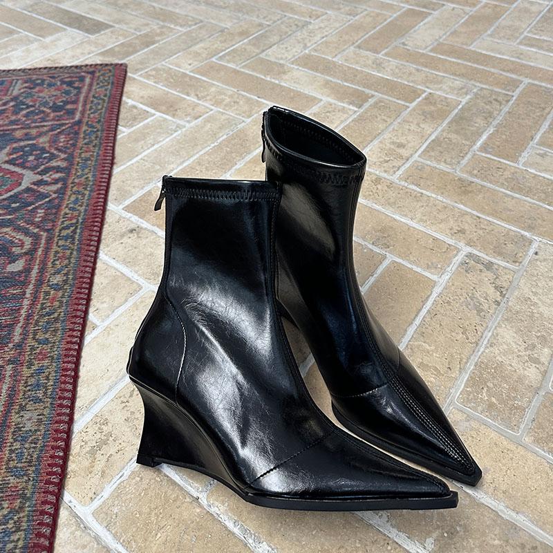 

Мода Мода Эластичная обувь Женские ботильоны на танкетке Обувь Женский острый носок Женские короткие современные ботинки Обувь на молнии 35 чёрный