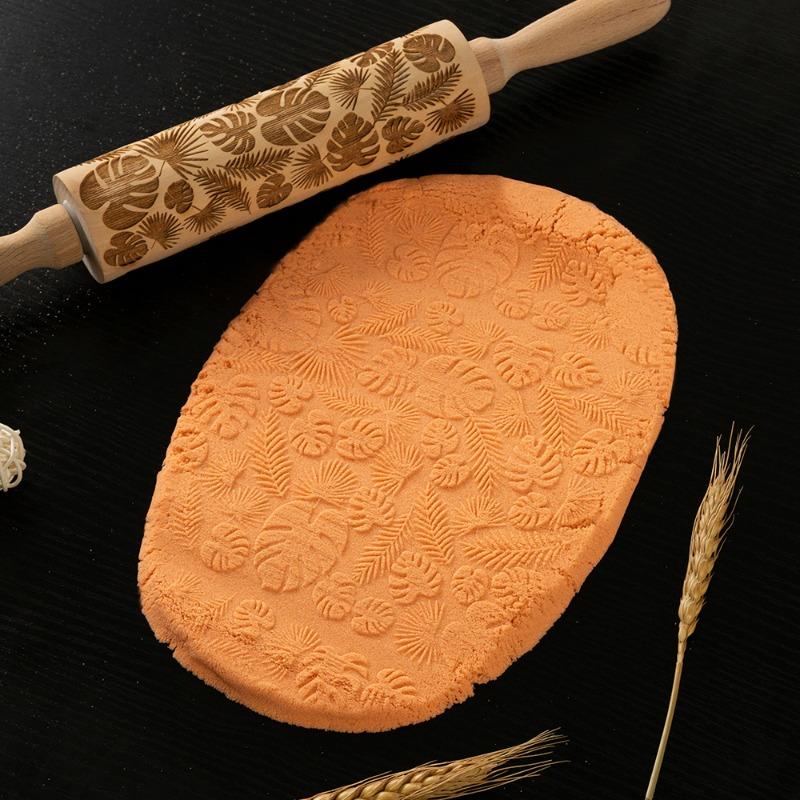 New Style Embossing Rolling Pin Baking Cookies Noodle Biscuit Fondant Cake Dough Engraved Roller Wood Gifts 15 Colors