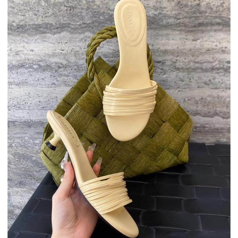 Fashion Comfort Round Toe Kitten Heel Brand Slippers Women Sexy Open Toe Shallow Narrow Band Design Slide Sandals Elegant Party Dresses