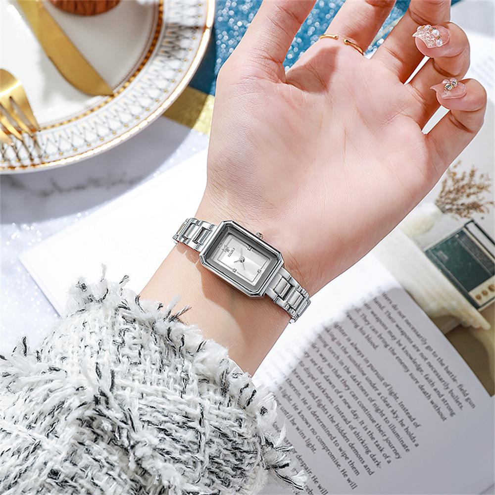 

New Women Watch Light Luxury Brand Simple Square Stainless Steel Bracelet Female Student Fashion Quartz Clock Watches серебряный