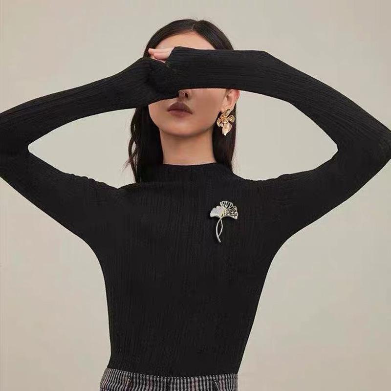 High-End Ginkgo Biloba Leaf Diamond-Encrusted Pearl Pin Brooch Temperament Dual-Purpose Anti-Light Clothes Accessories