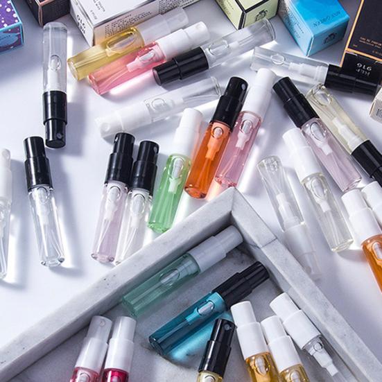 3ml Fin Mist Effect Flera Aromer Kvinna Män Doft Original Mini Parfym