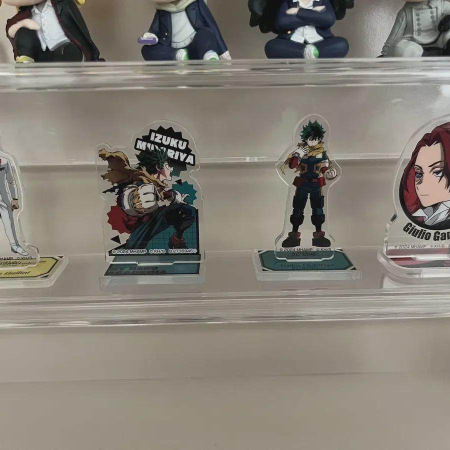 

Hiroaka Acrylic Gacha 4 Types