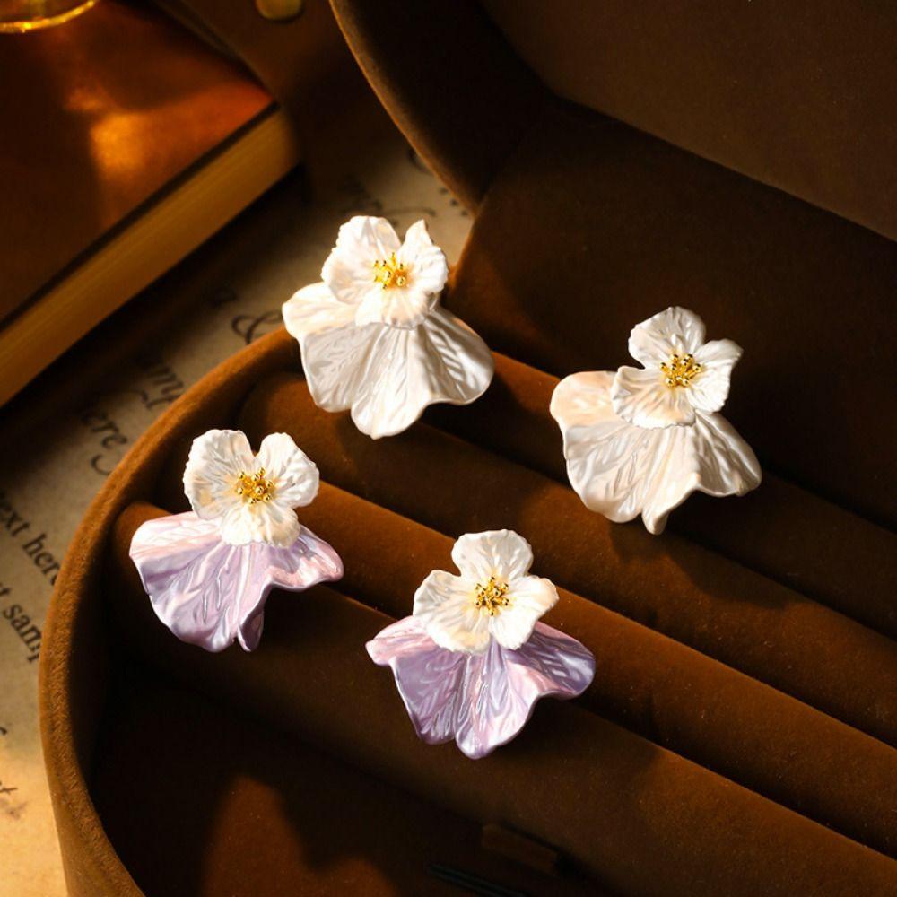 Hook Piercing Vintage Earrings Ear Decor Temperament Earrings Flower Stud Earrings  Girls Gift