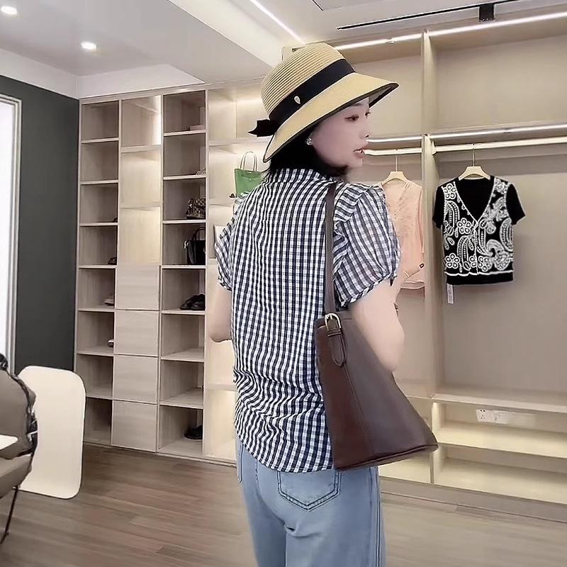 Trendy Plaid Women's Short-Sleeve Shirt - Summer 2025 Collection