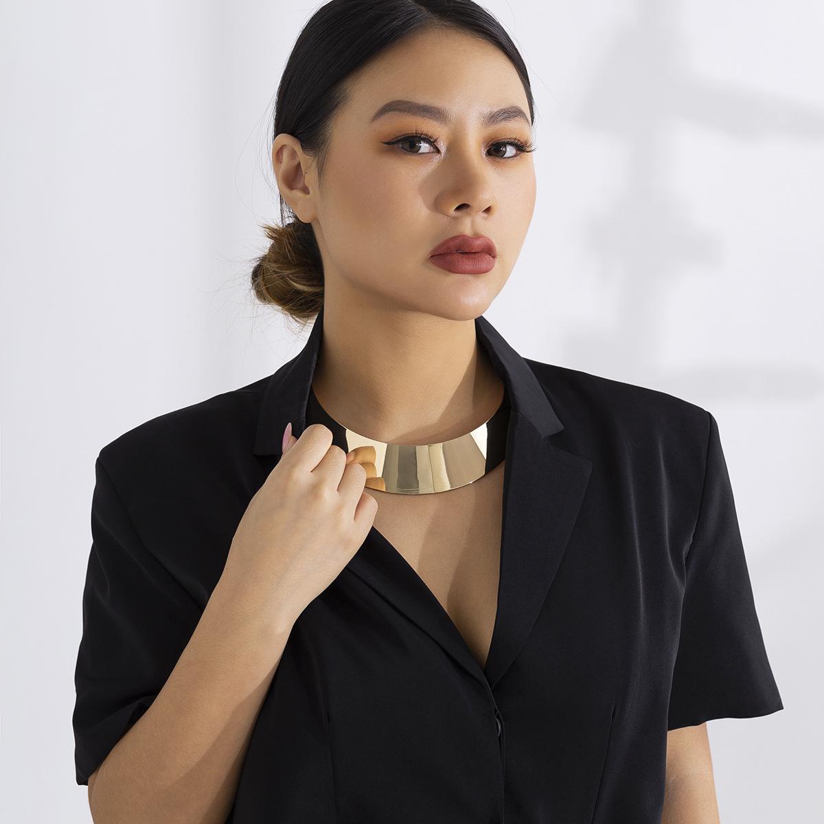 Accessories, Hip-Hop Personality Metal Glossy Collar, Punk Personality Geometric Collarbone Necklace For Women