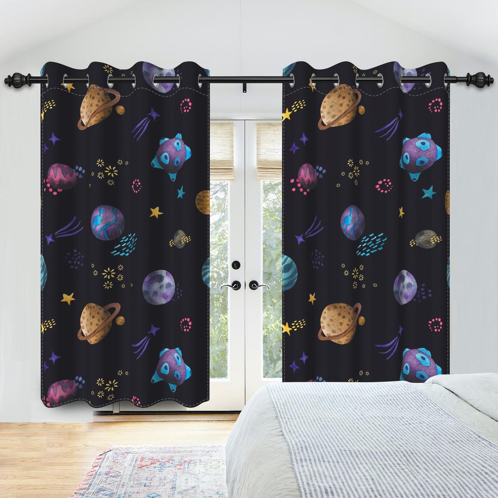 Set mit 2 Vorhängen im Weltraum-Thema Sterne Cartoon Astronomisches Design Kinderzimmer Dekoration Schlafzimmer Wohnzimmer Fenster Vorhänge Verdunkelnd Polyester Ideal