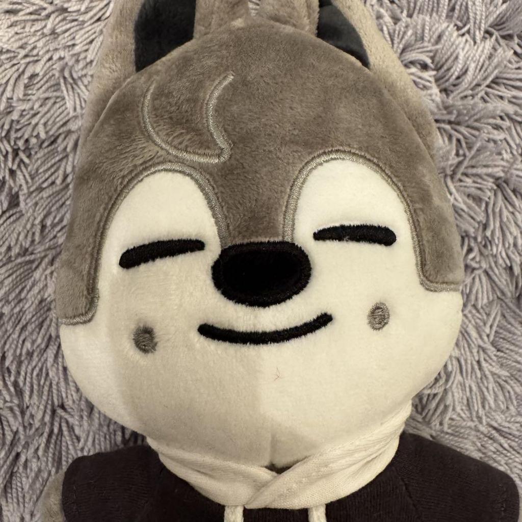[USED] Straykids Official Wolfchan Original Plush Toy