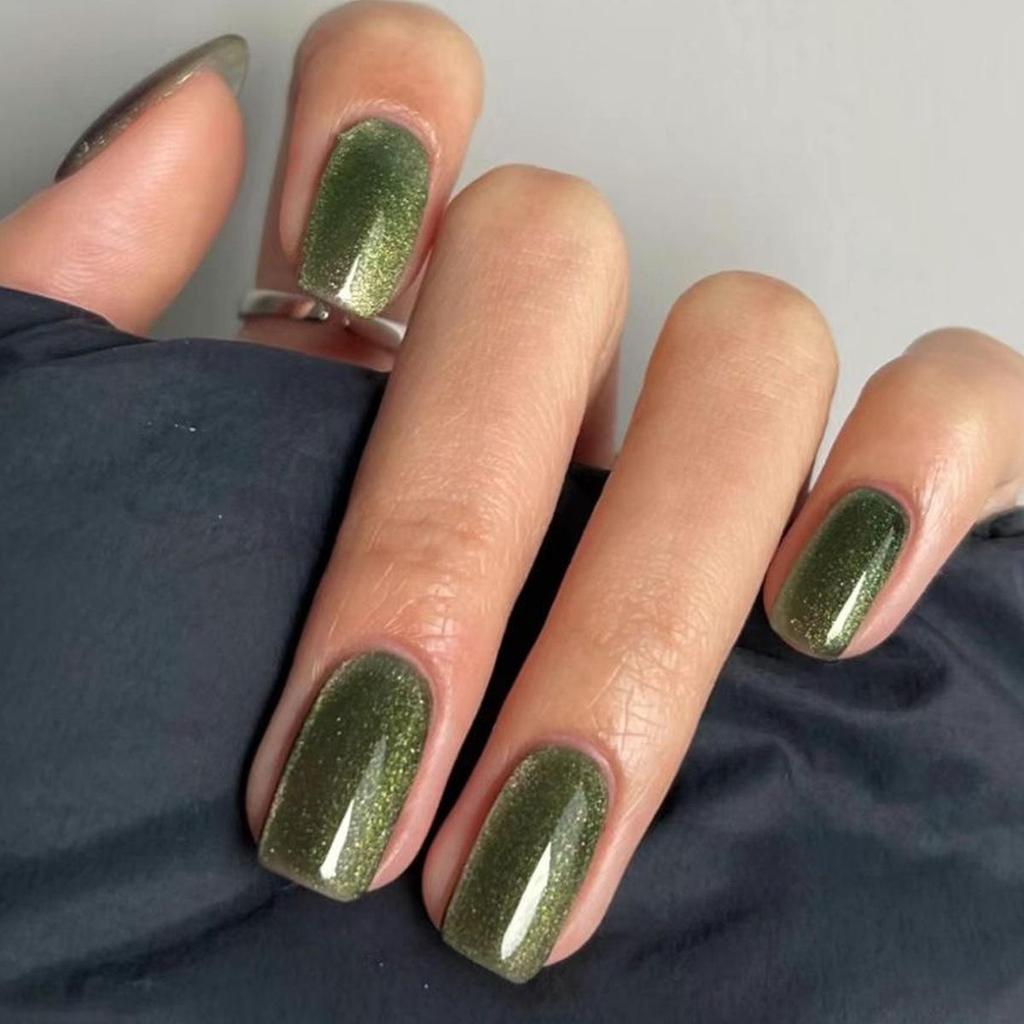 Cat Eye Wearable False Nails - Simple Whitening, Removable, High-End Nail Patches