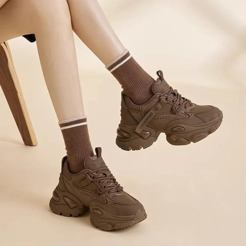 Mode Dicke Sohle Tennis Damen Sneaker Lässig Schnürkeil Dad Schuhe Outdoor Mode Sport Warmhalten Optionales Samtfutter Sneaker