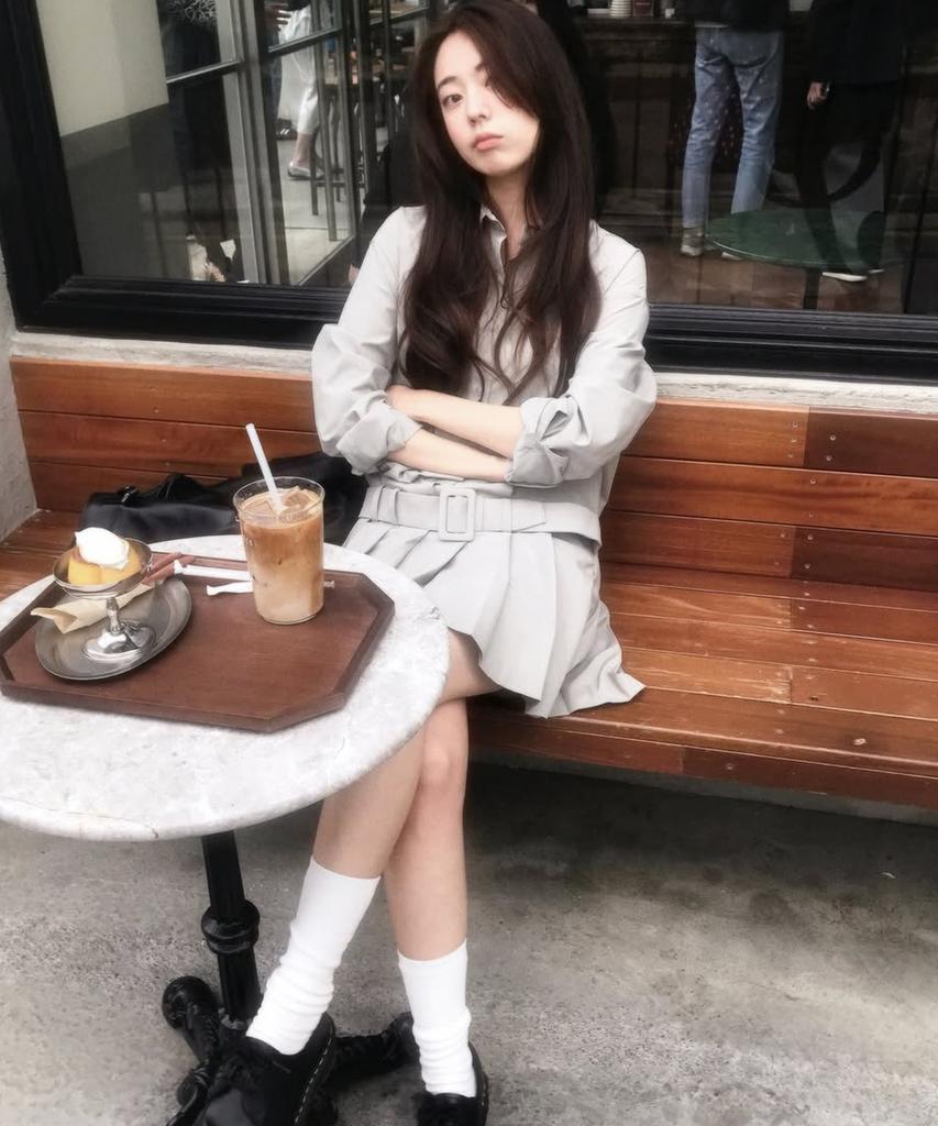 Reventina New Row Pleated Dress_Khaki Gray